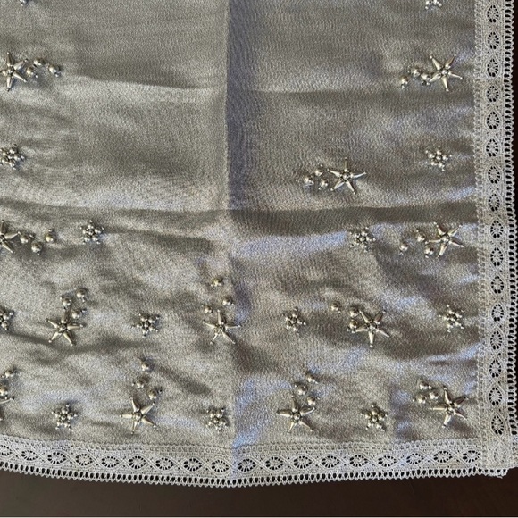 Table Runner Handmade silver table runner floral table runner Home decor - Picture 4 of 4